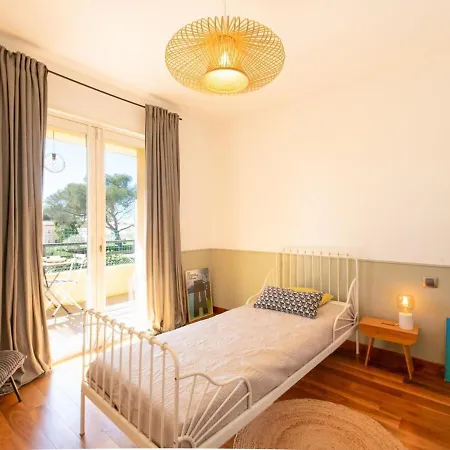 115m2 Avec Un Apercu Et Proche Du Centre Appartement